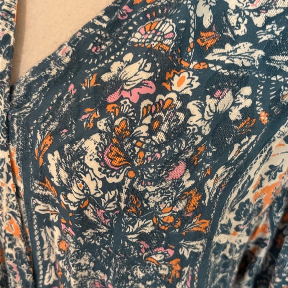 Maeve anthropolgie medium soft shirt 1783 - Picture 3 of 7